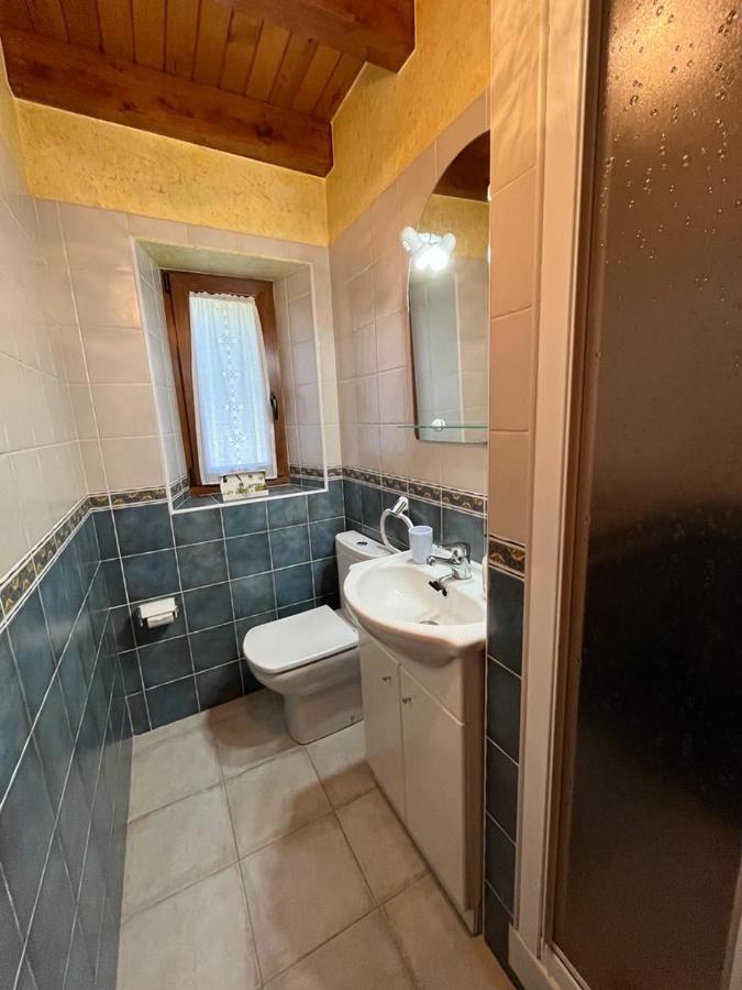 Villamerceditas Rasines Exteriör bild
