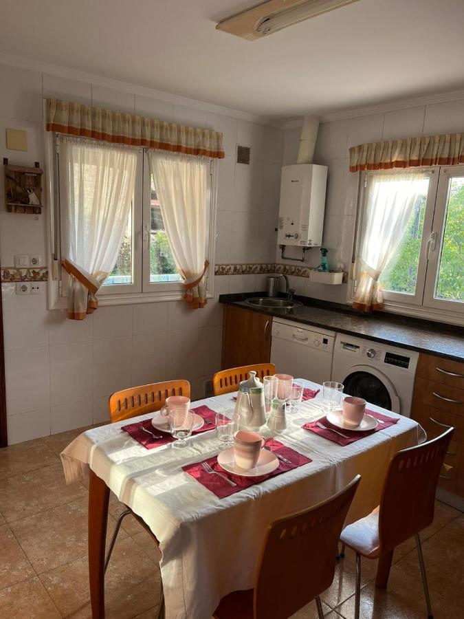 Villamerceditas Rasines Exteriör bild