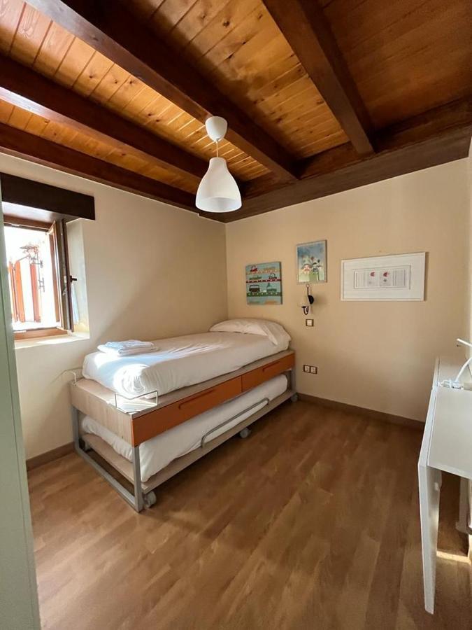 Villamerceditas Rasines Exteriör bild